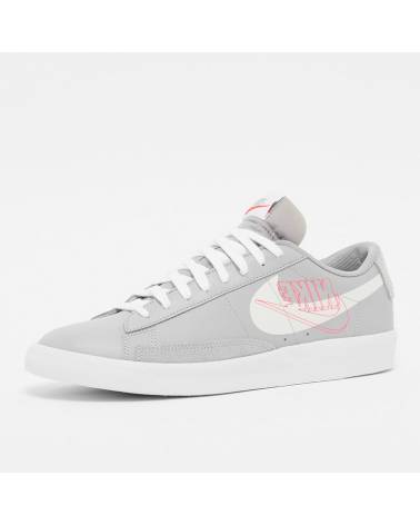 NIKE BLAZER LOW